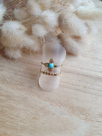 Bague Amélie - Bague trèfle, ajustable en acier inoxydable et pierres naturelles Micomidy Bijoux