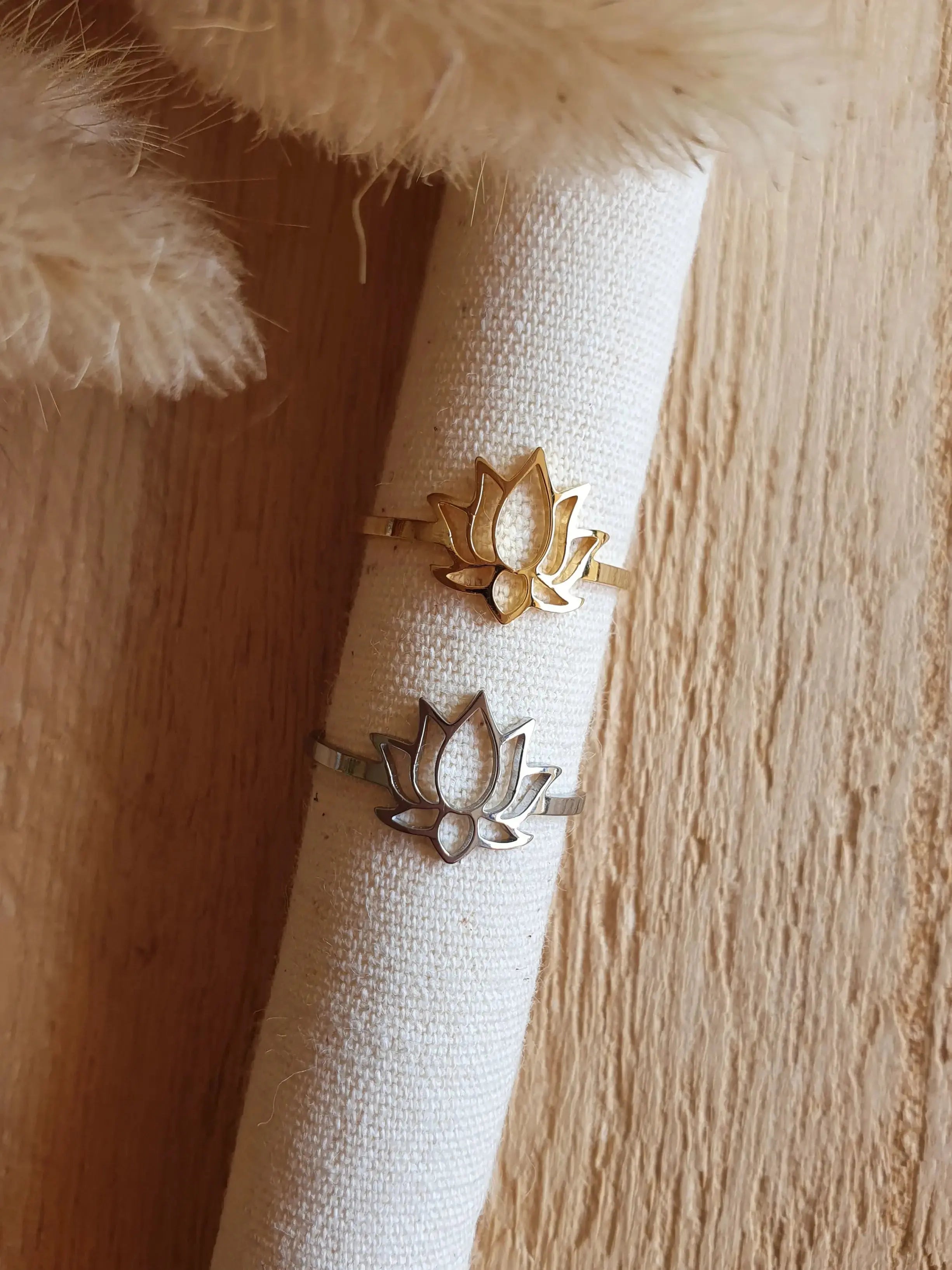 Bague fleur de lotus, bague fine réglable en acier inoxydable or Micomidy Bijoux