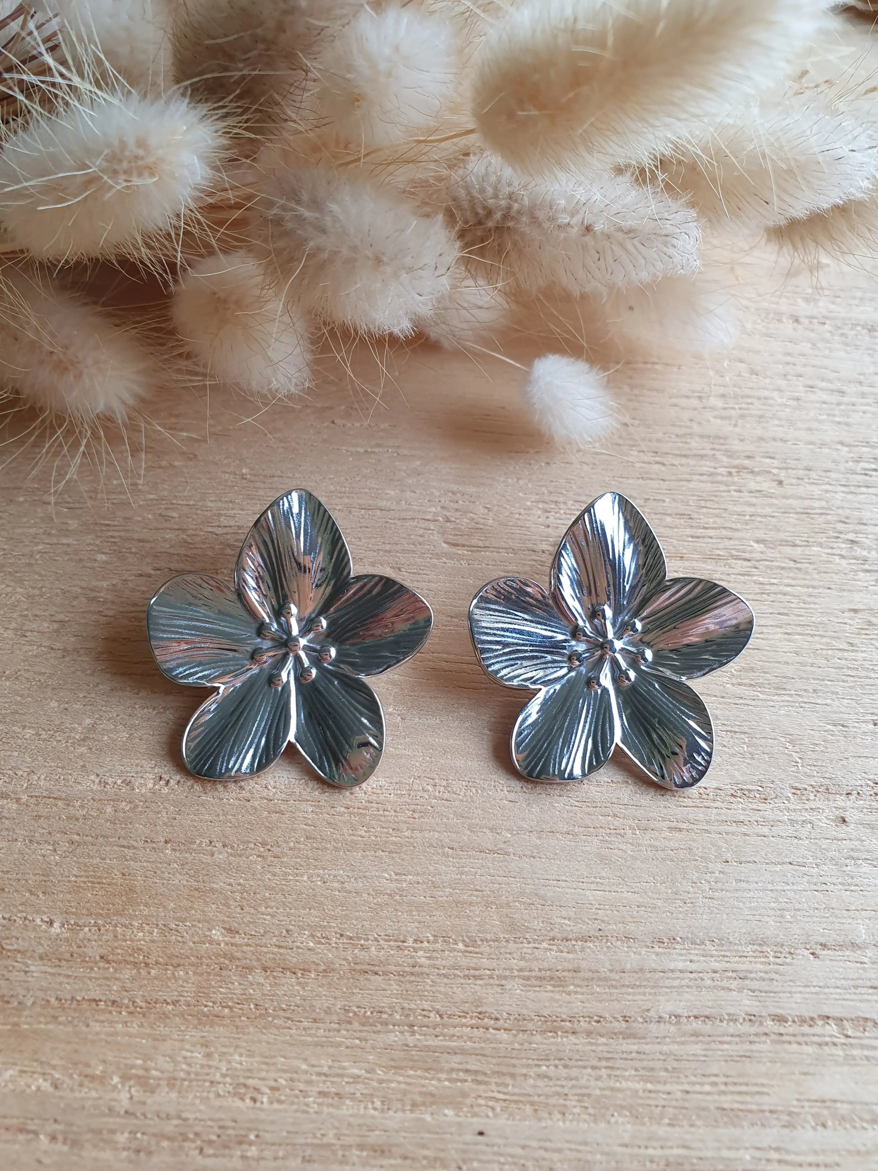 Boucles d'oreilles fleurs de cerisier - grosse boucles d'oreilles en acier inoxydable argent Micomidy Bijoux
