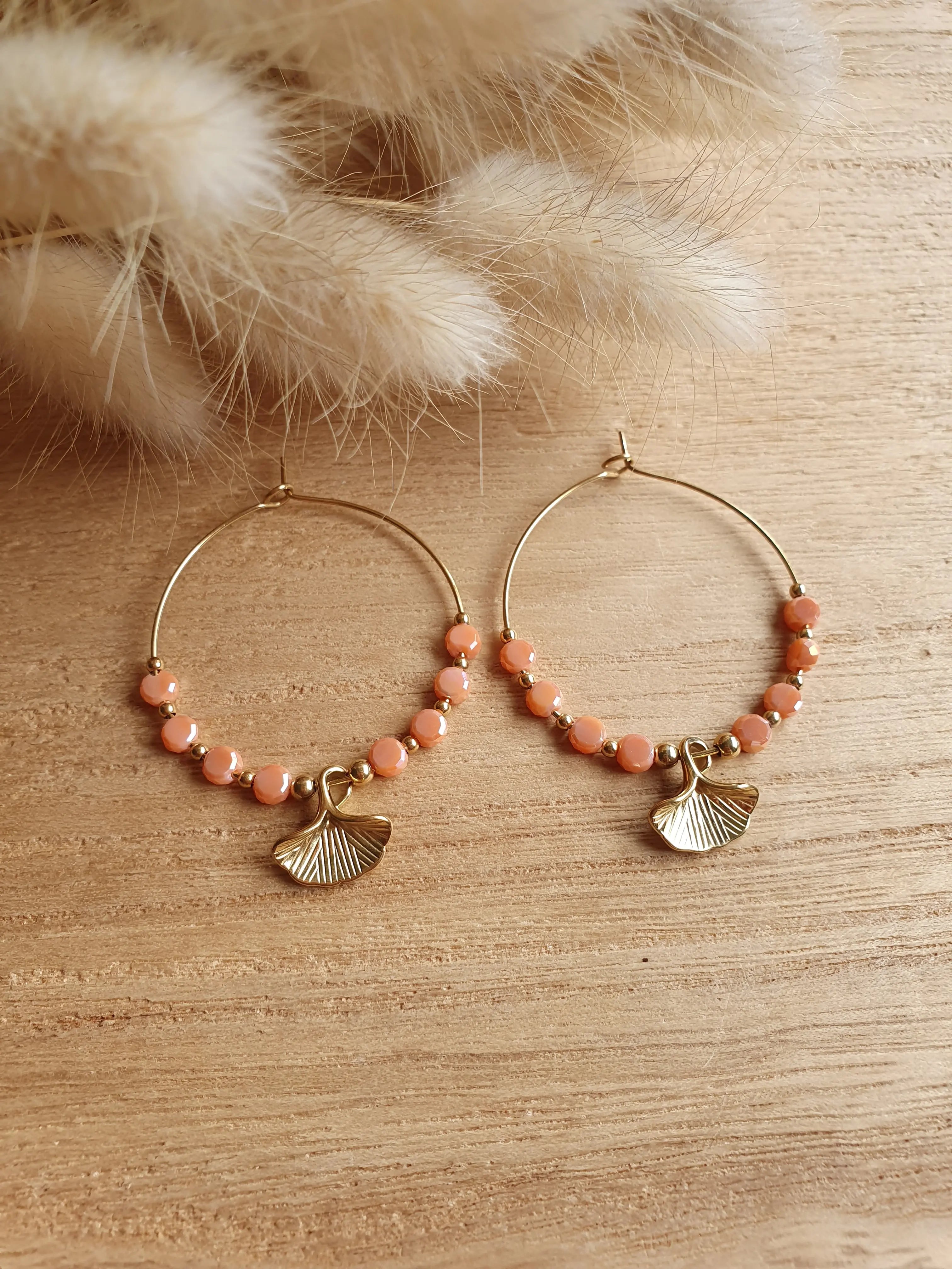 boucles d'oreilles creoles feuilles de ginkgo - boucles en acier inoxydable doré à l'or fin et perles brillantes Micomidy Bijoux