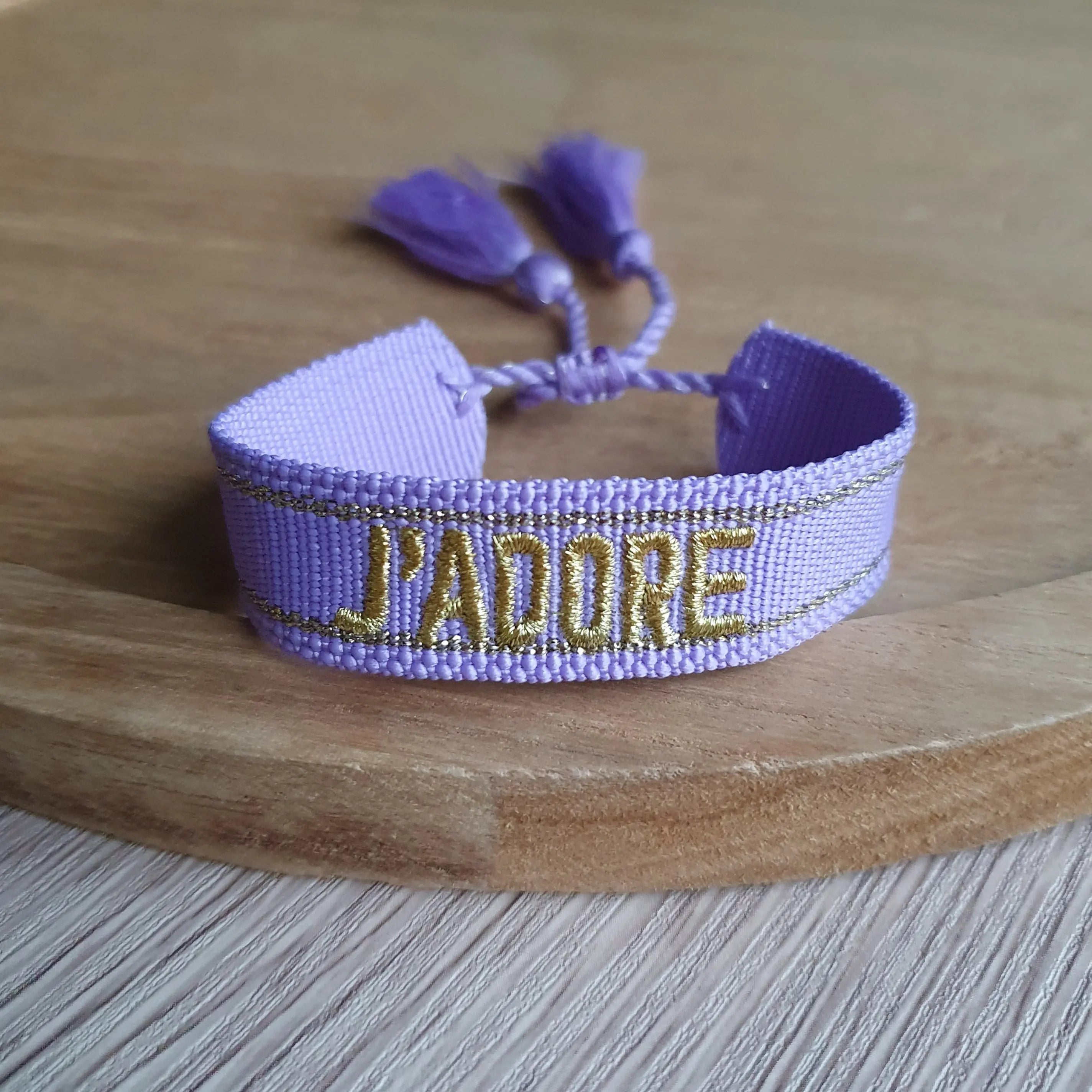 Bracelet tissé j'adore avec cordon ajustable et pompons Micomidy Bijoux
