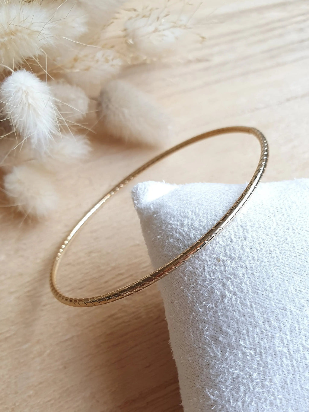 Bracelet jonc fin texturé en acier inoxydable or Micomidy Bijoux