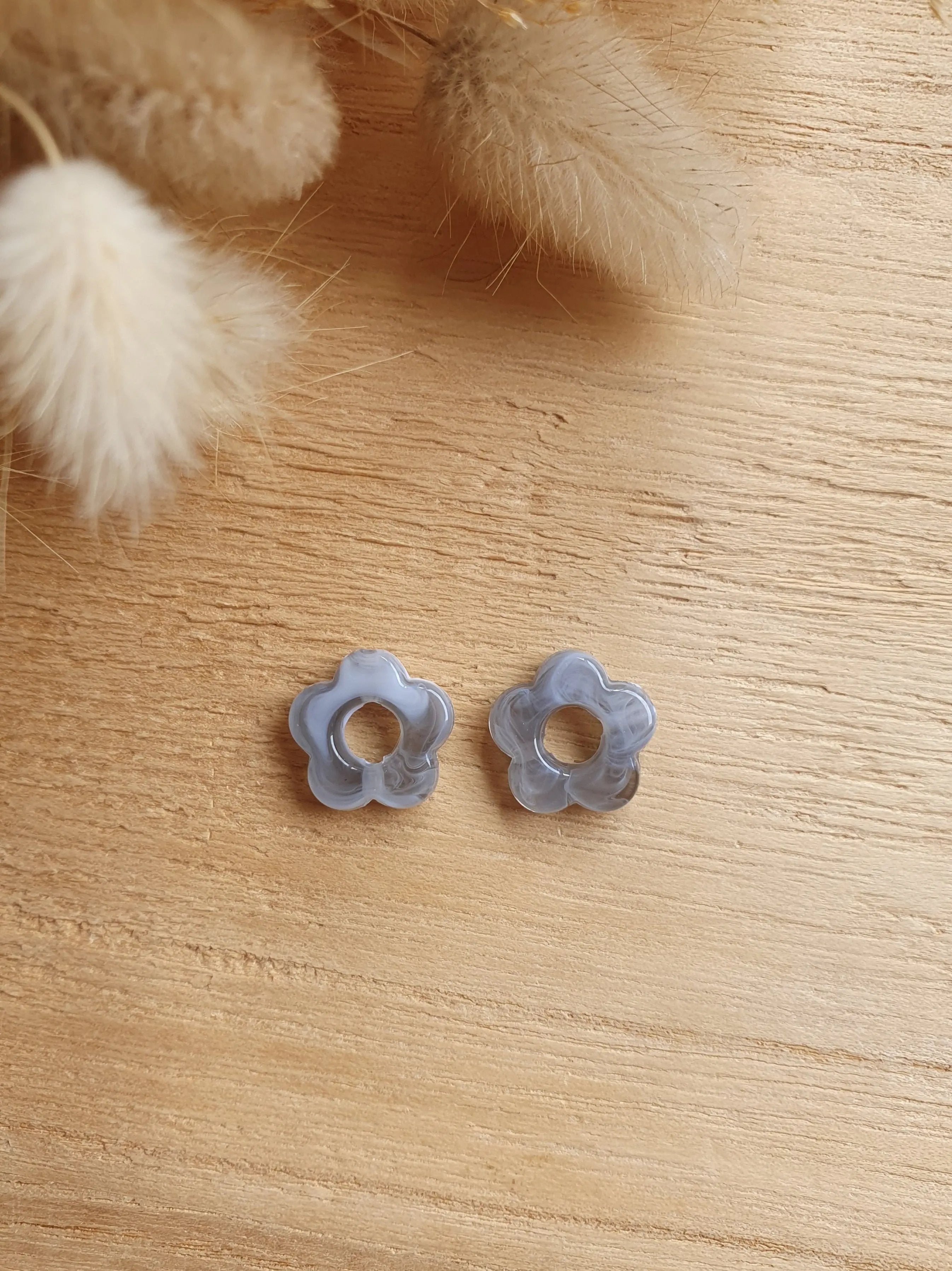 Paire de pampilles fleurs marbrées interchangeables pour boucles d'oreilles créoles Micomidy Bijoux
