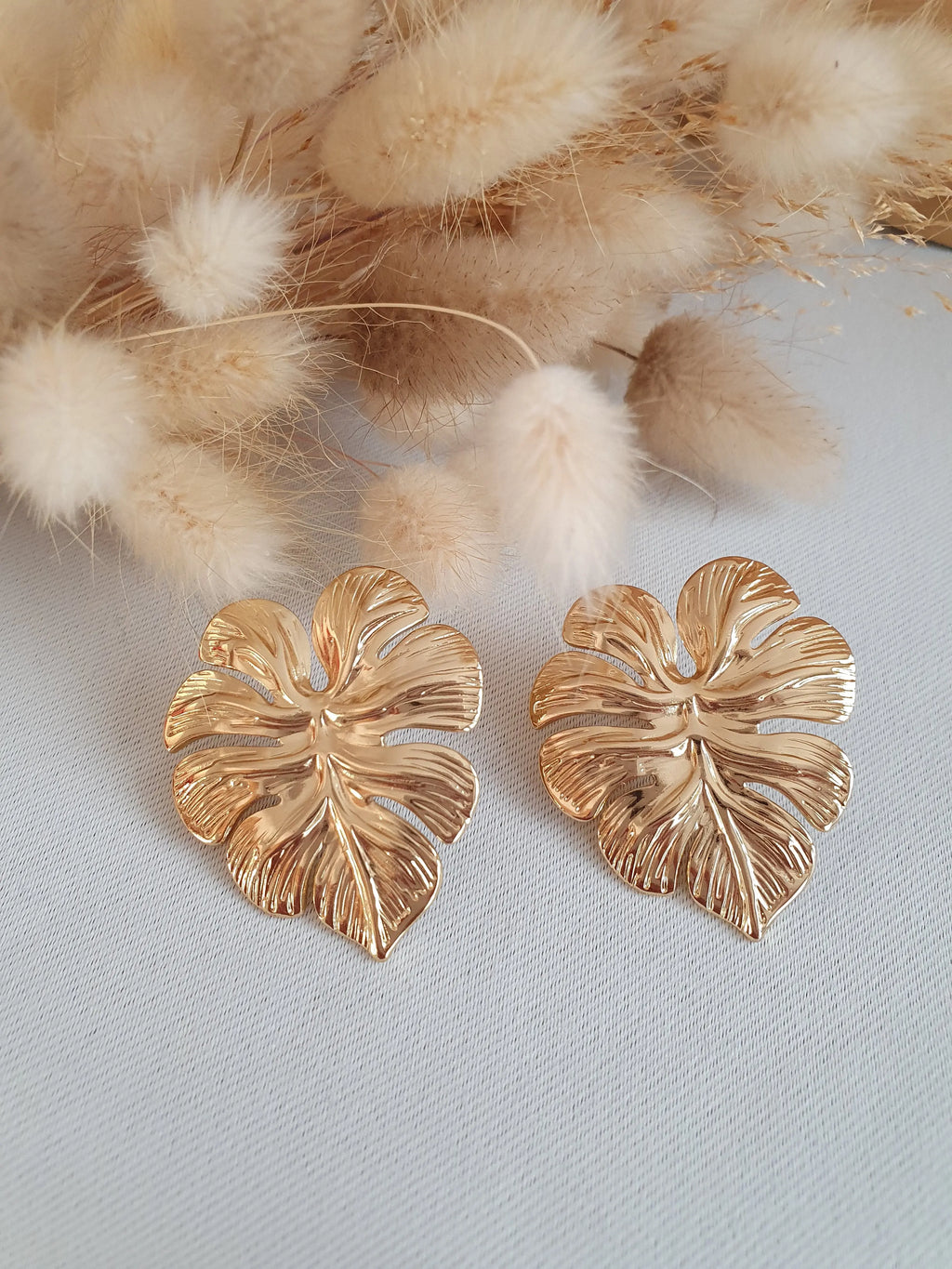 Boucles d'oreilles puces feuilles de monstera en acier inoxydable or Micomidy Bijoux