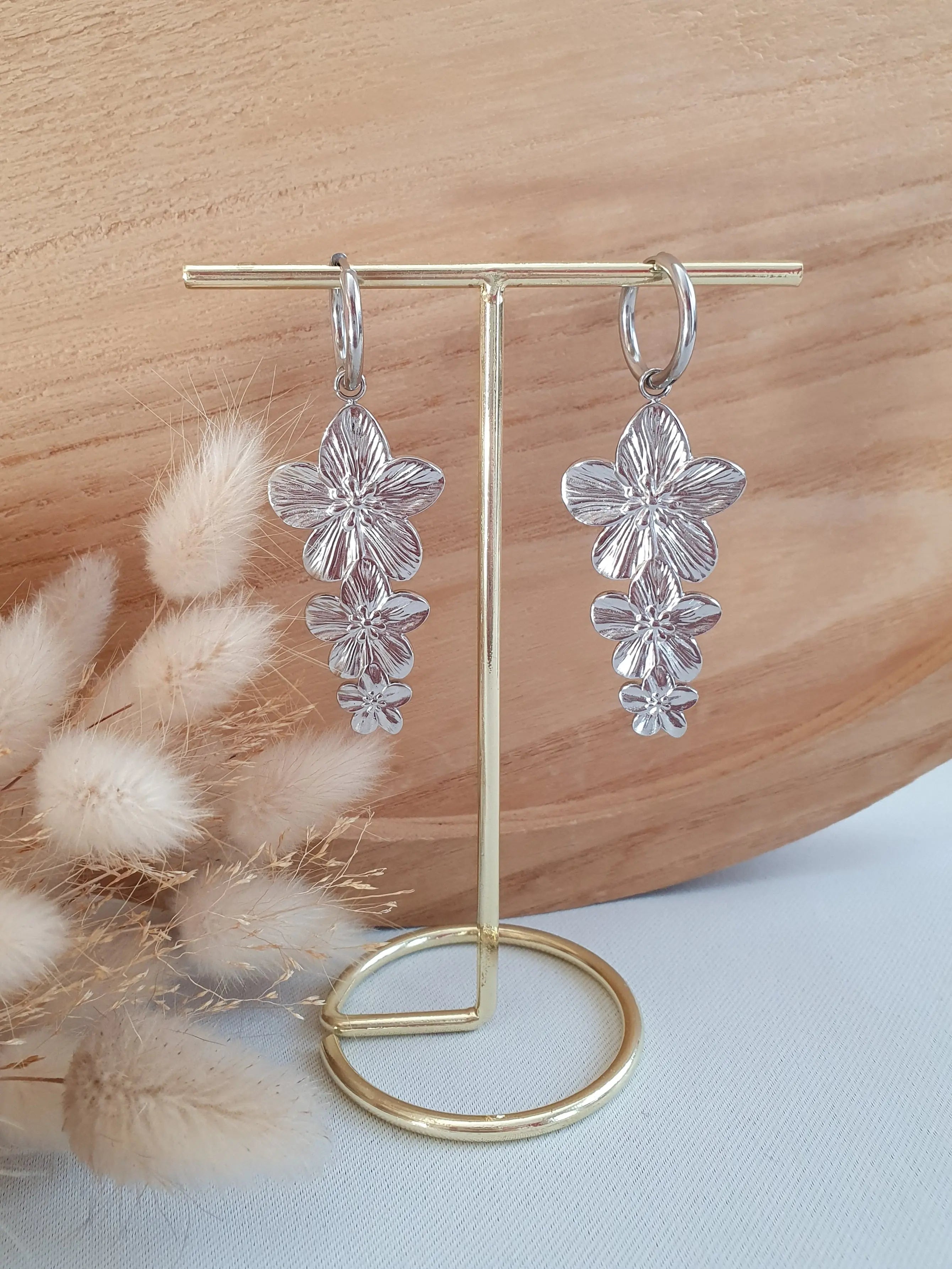 Boucles d'oreilles créoles trio de fleurs de cerisier en acier inoxydable argent Micomidy Bijoux