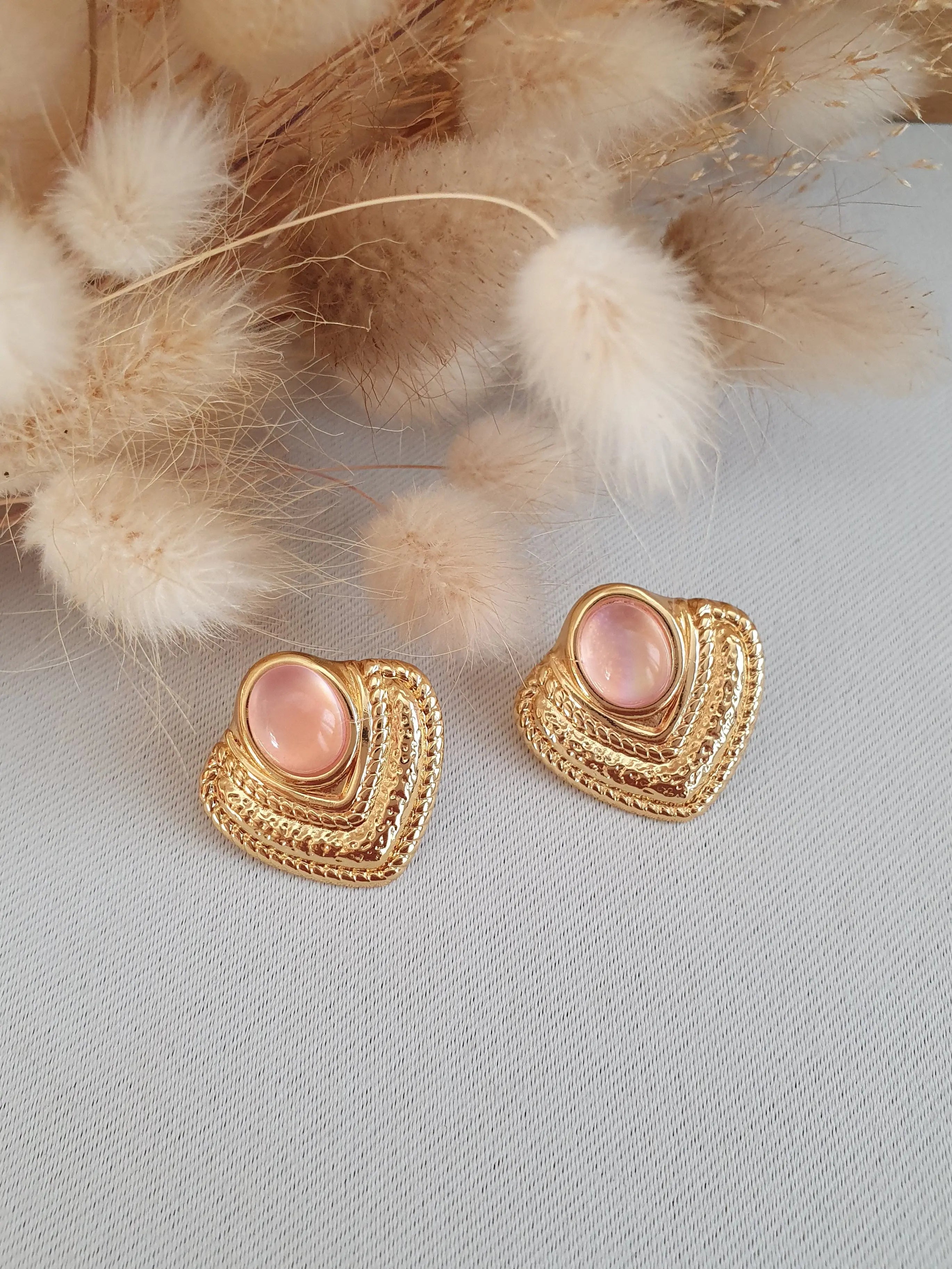 boucles d'oreilles puces style baroque et pierres roses - boucles d'oreilles en acier inoxydable doré - Micomidy Bijoux