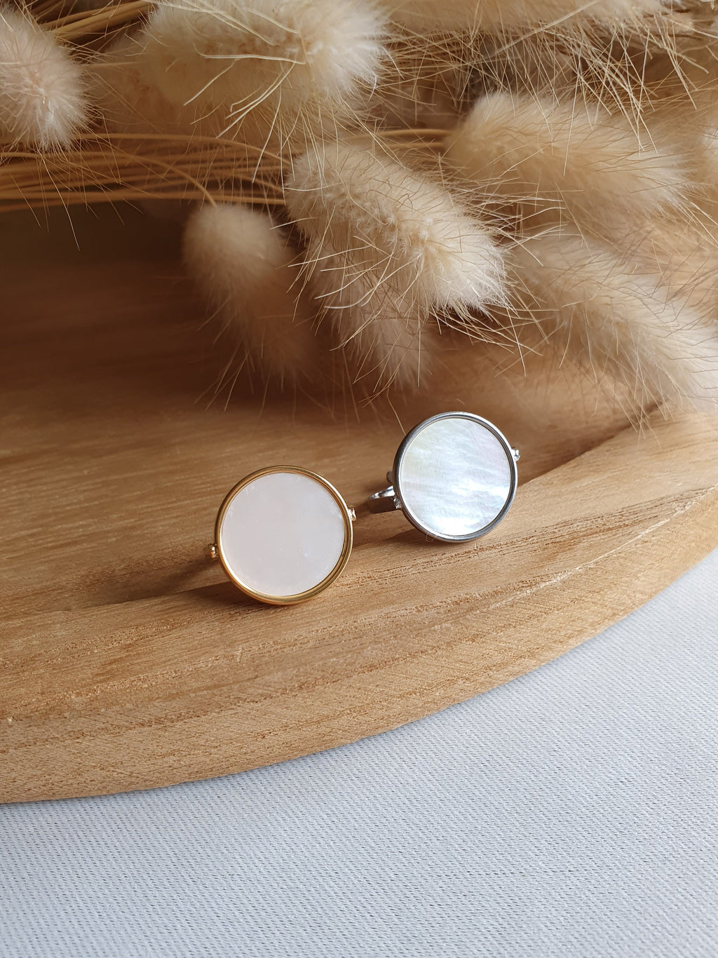 Bague Ginette - Bague ajustable en acier inoxydable or ou argent et cabochon en nacre Micomidy Bijoux