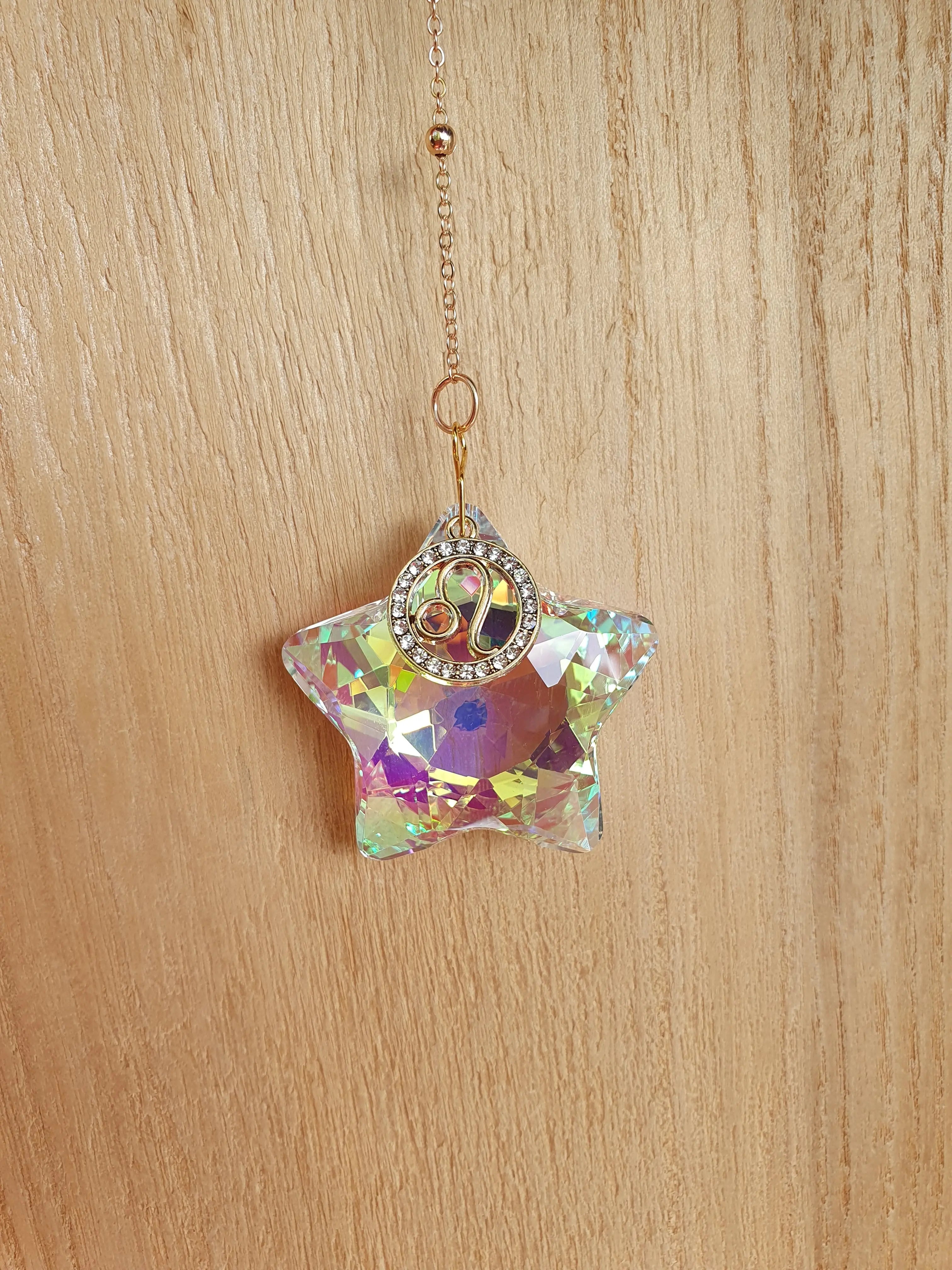 Attrape soleil étoile avec signe astrologique - suspension en verre en forme d'étoile Micomidy Bijoux