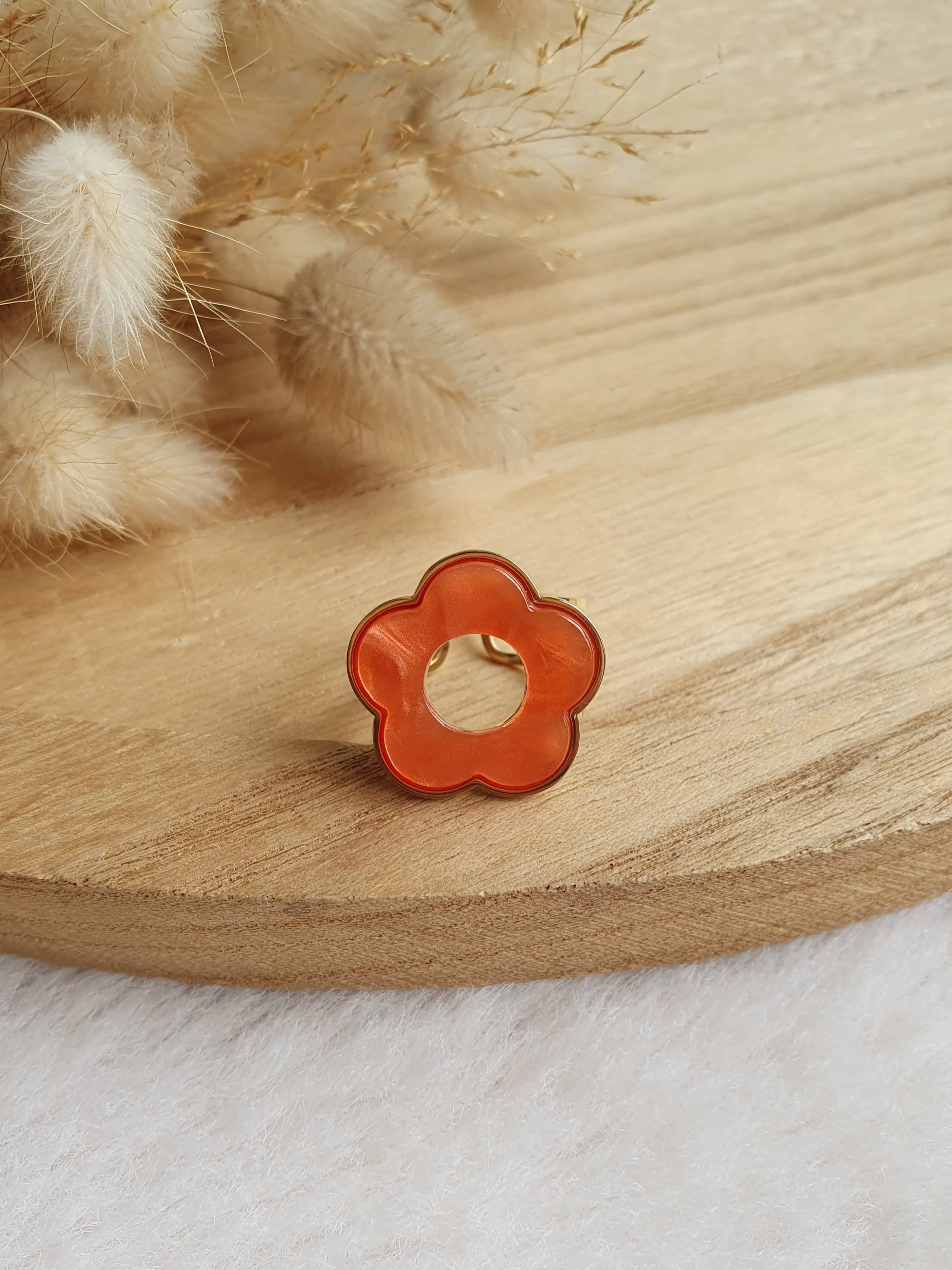 Bague Daisy - Bague fleur ajustable en acier inoxydable or et résine colorée Micomidy Bijoux
