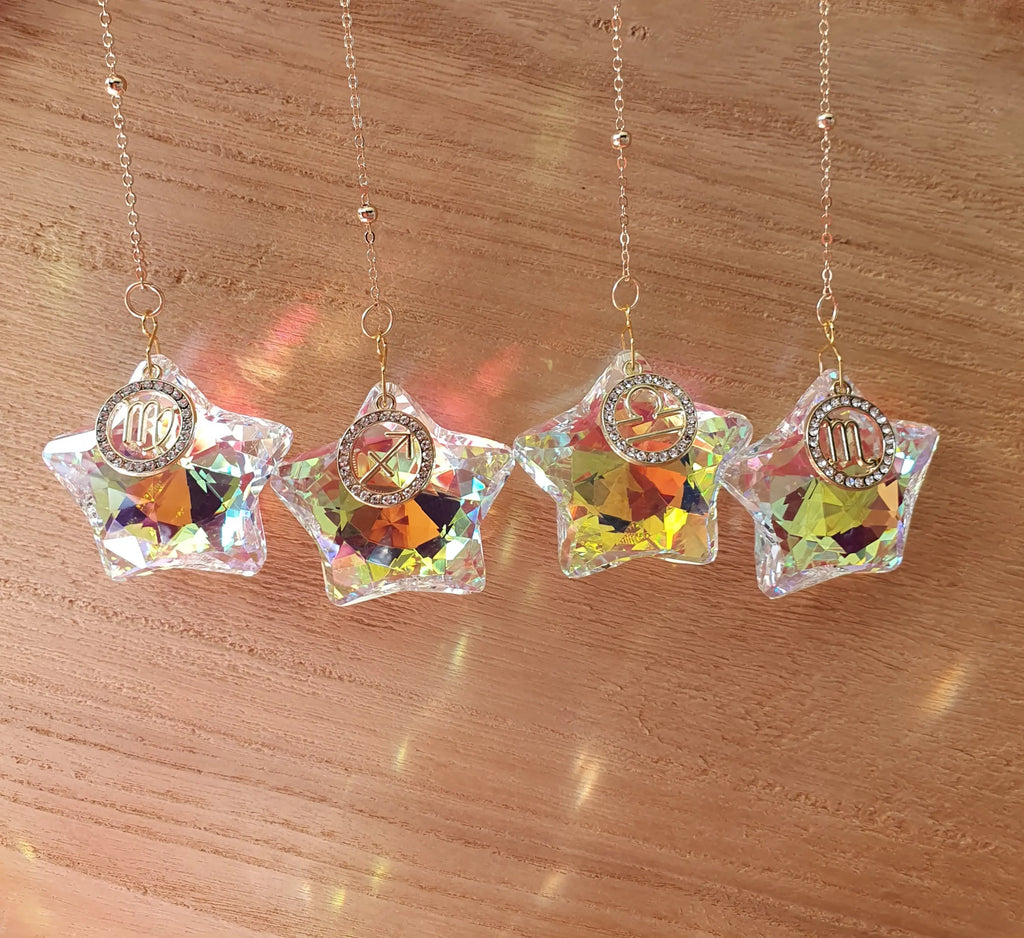 Attrape soleil étoile avec signe astrologique - suspension en verre en forme d'étoile Micomidy Bijoux
