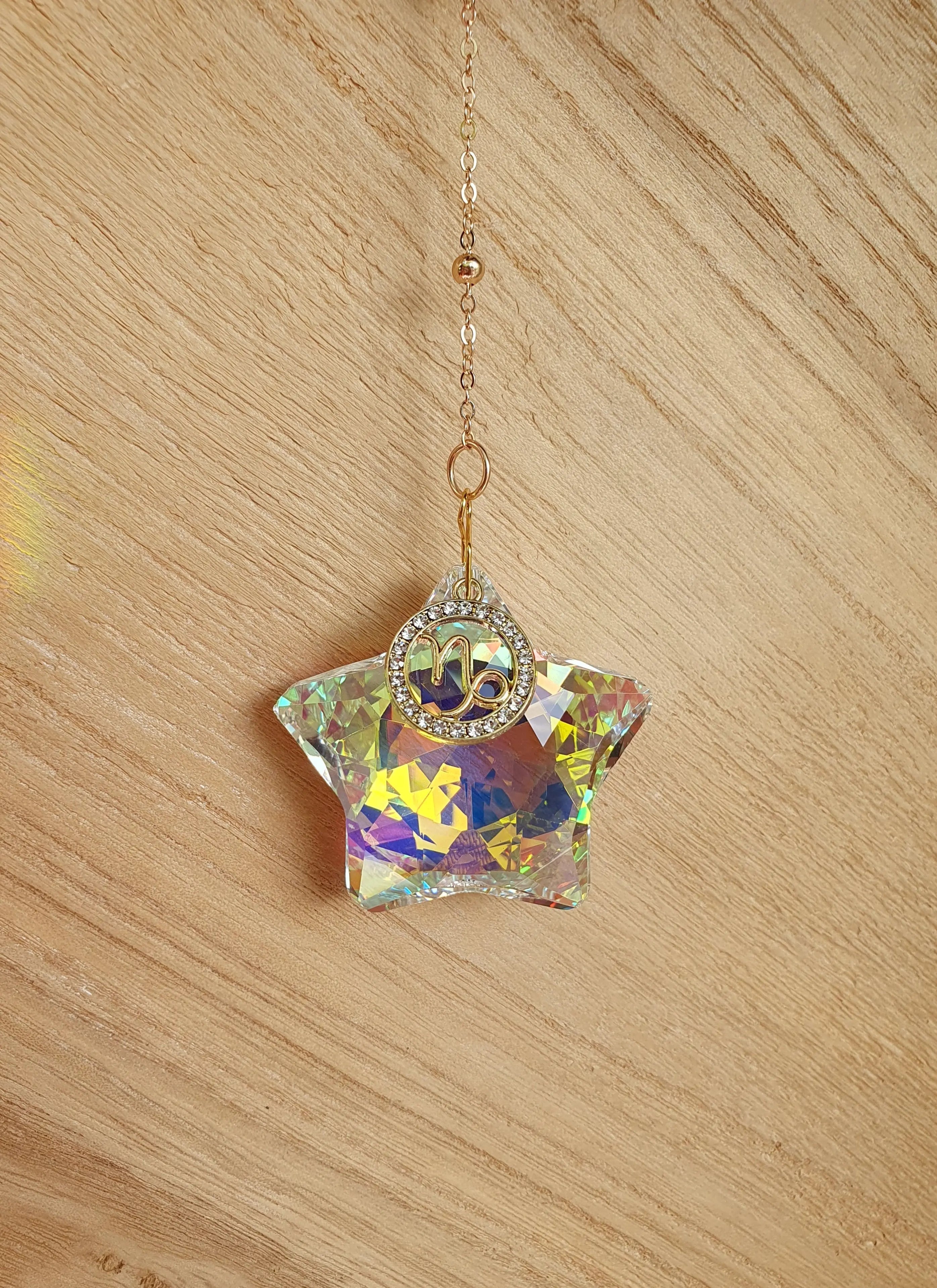 Attrape soleil étoile avec signe astrologique - suspension en verre en forme d'étoile Micomidy Bijoux