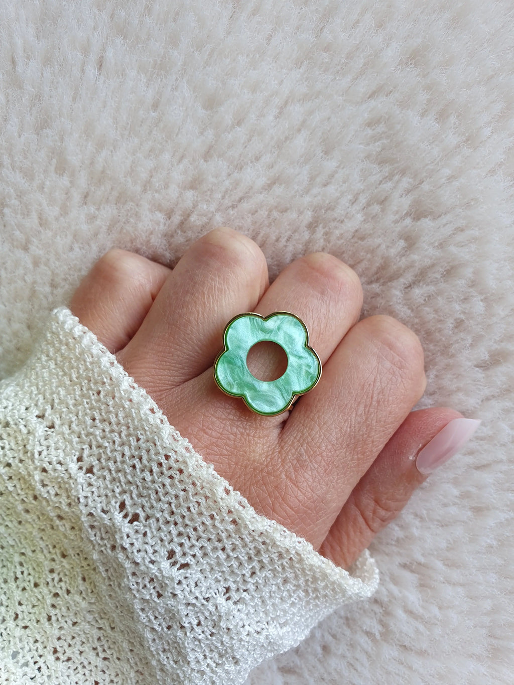 Bague Daisy - Bague fleur ajustable en acier inoxydable or et résine colorée Micomidy Bijoux