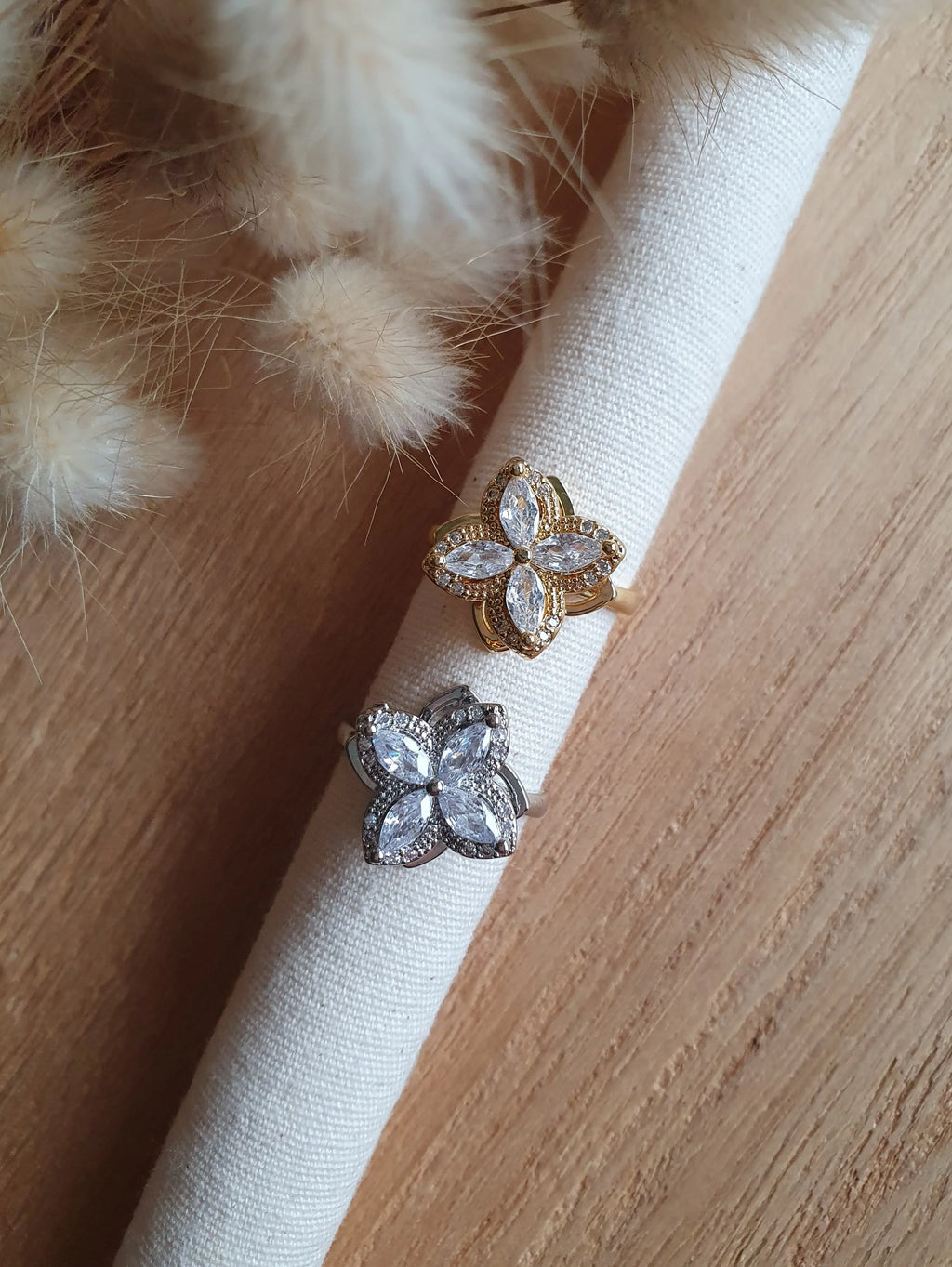 Bague anti-stress fleur ajustable en acier inoxydable or Micomidy Bijoux