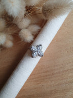 Bague anti-stress fleur ajustable en acier inoxydable argent Micomidy Bijoux