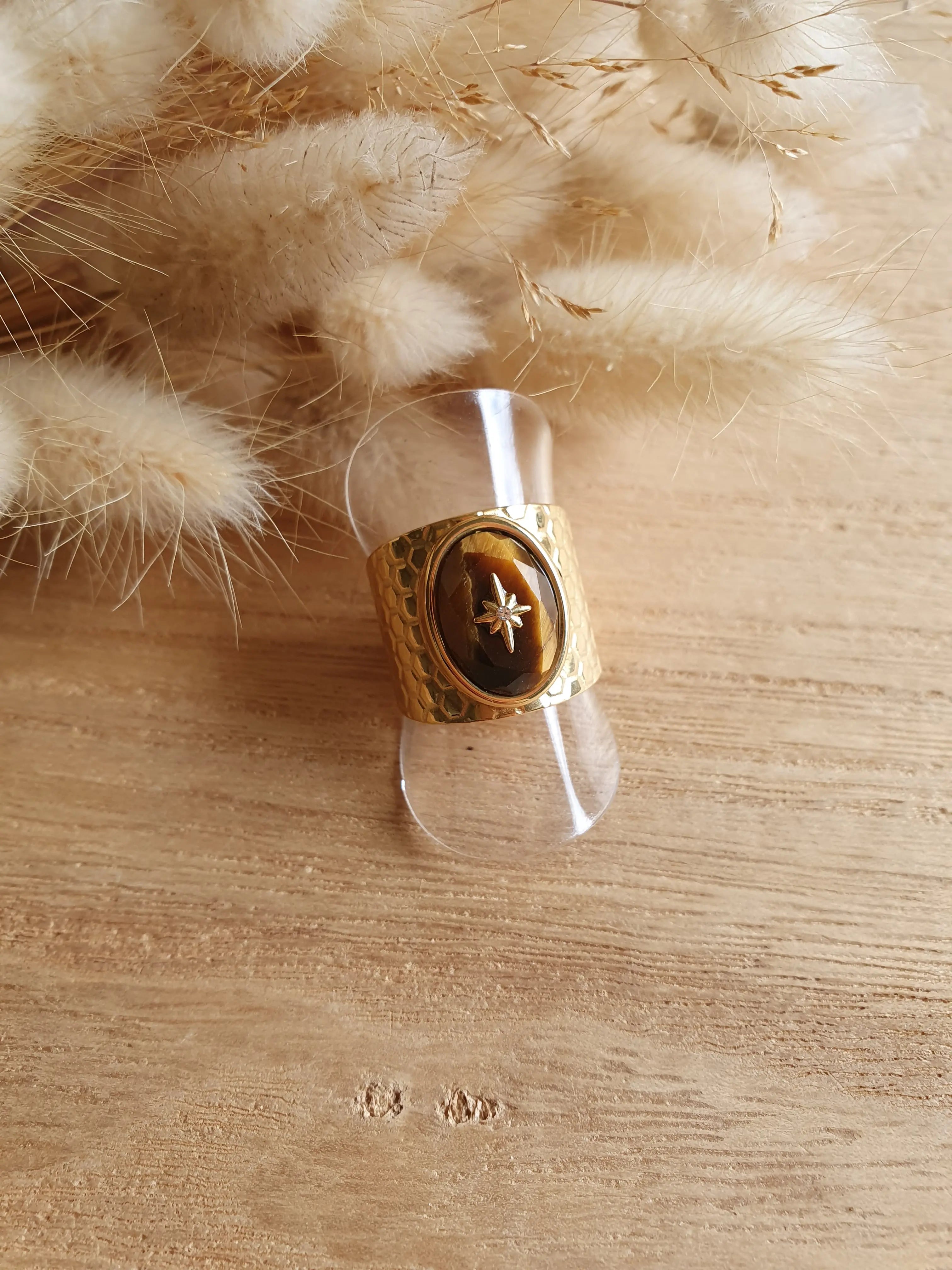 Bague Athena - Bague ajustable en acier inoxydable or, étoile, et pierre naturelle Micomidy Bijoux
