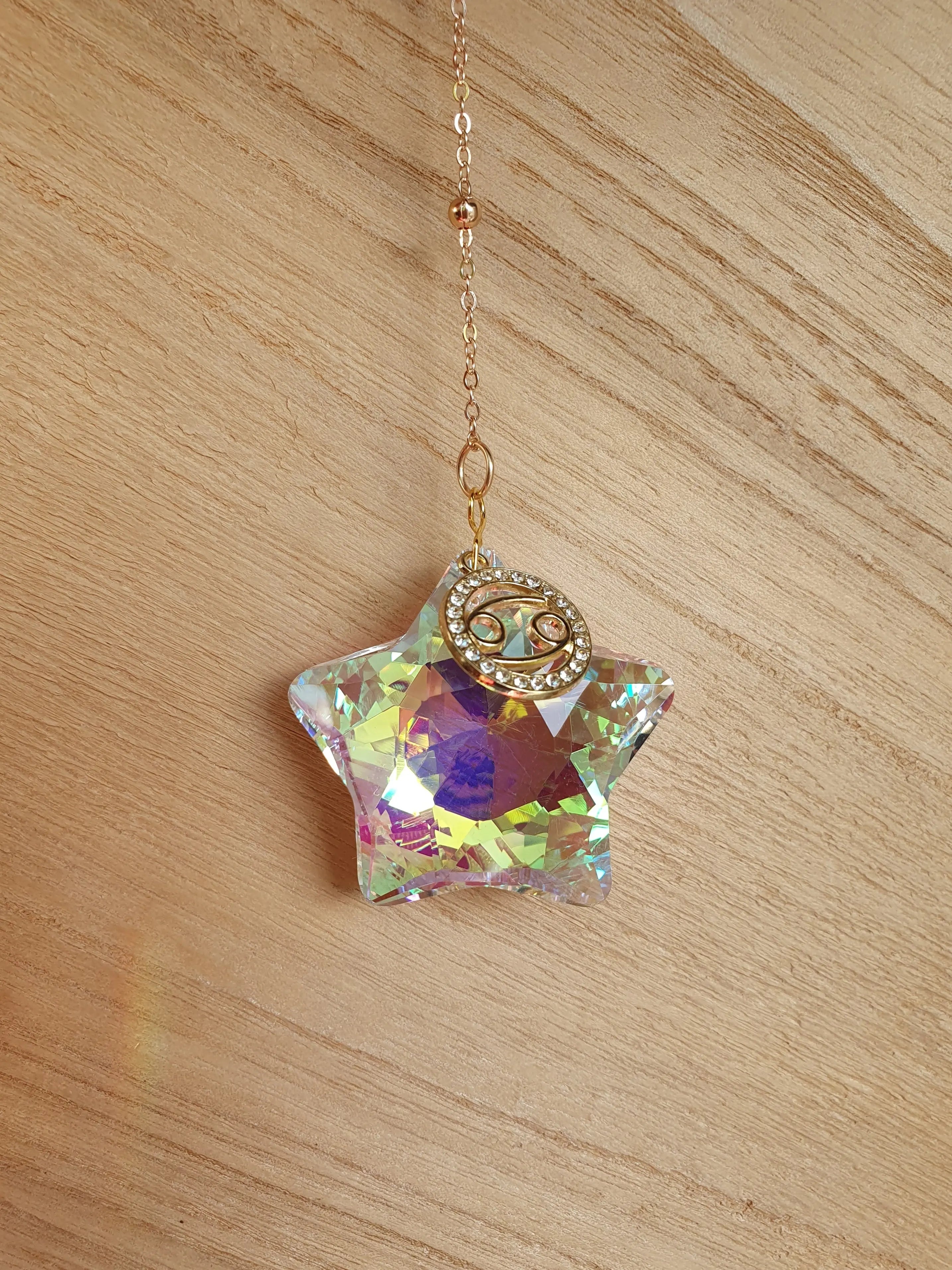 Attrape soleil étoile avec signe astrologique - suspension en verre en forme d'étoile Micomidy Bijoux