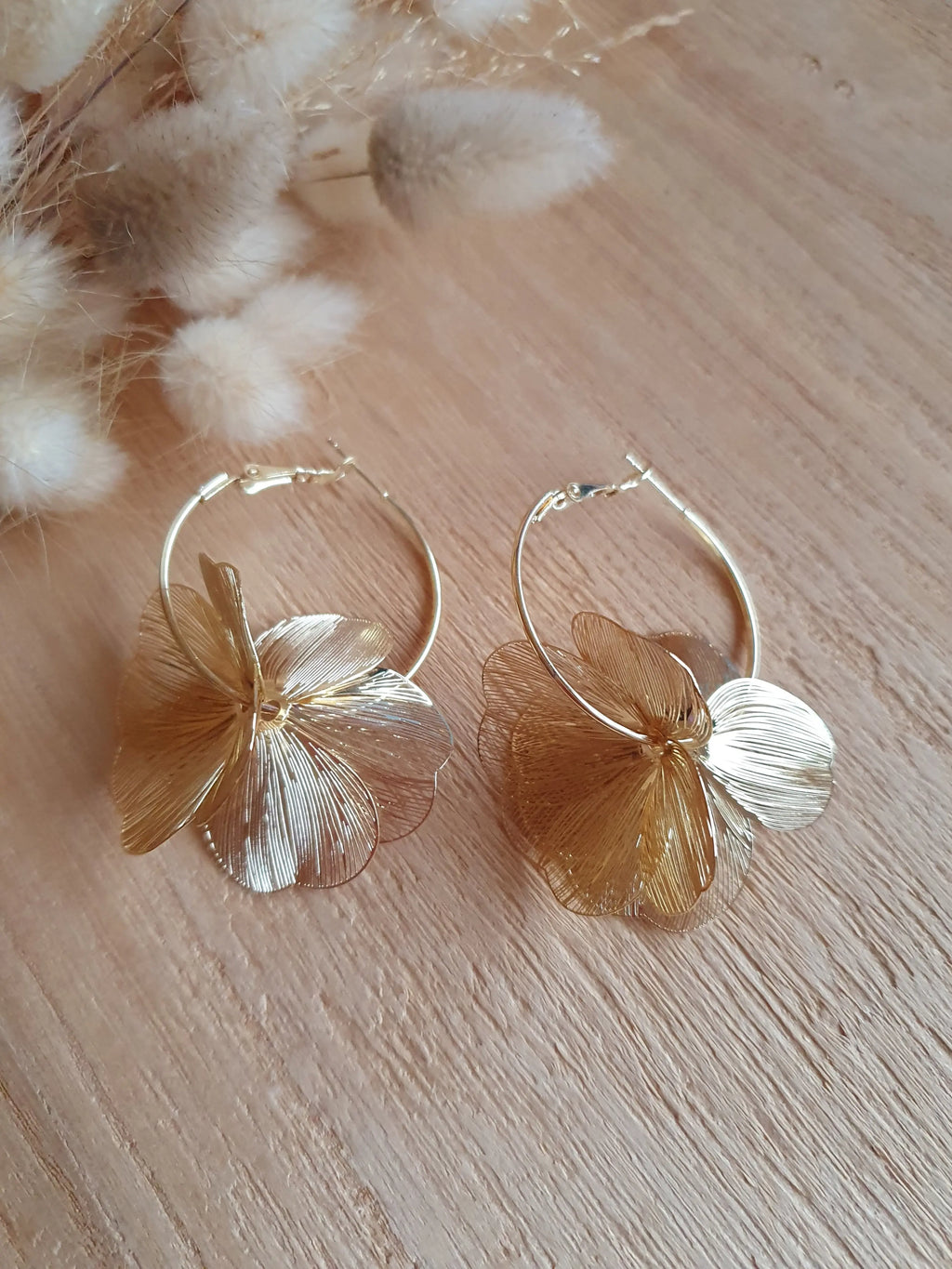 Boucles d'oreilles Flora - créoles et fleurs en acier inoxydable or Micomidy Bijoux