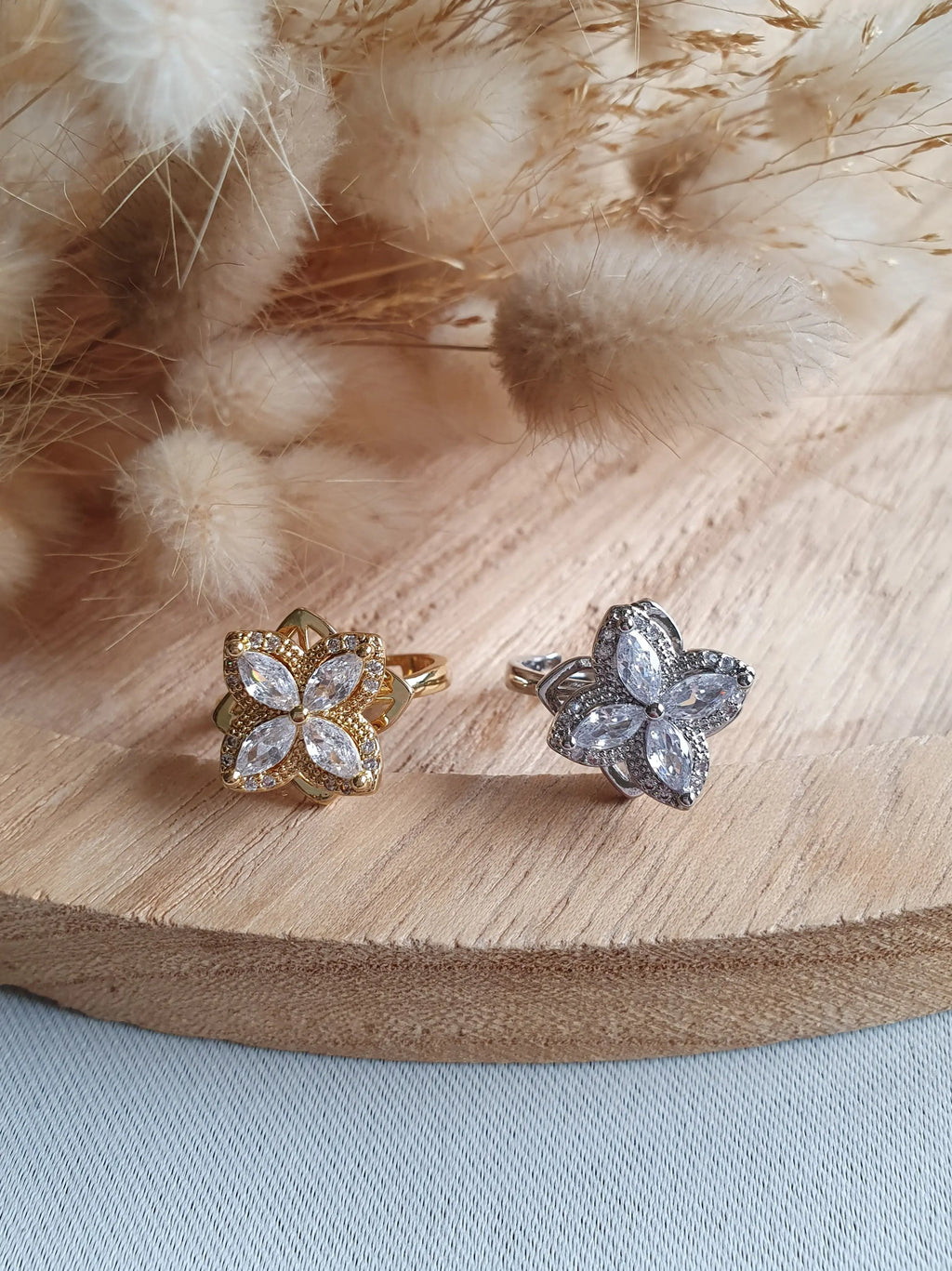 Bague anti-stress fleur ajustable en acier inoxydable or Micomidy Bijoux